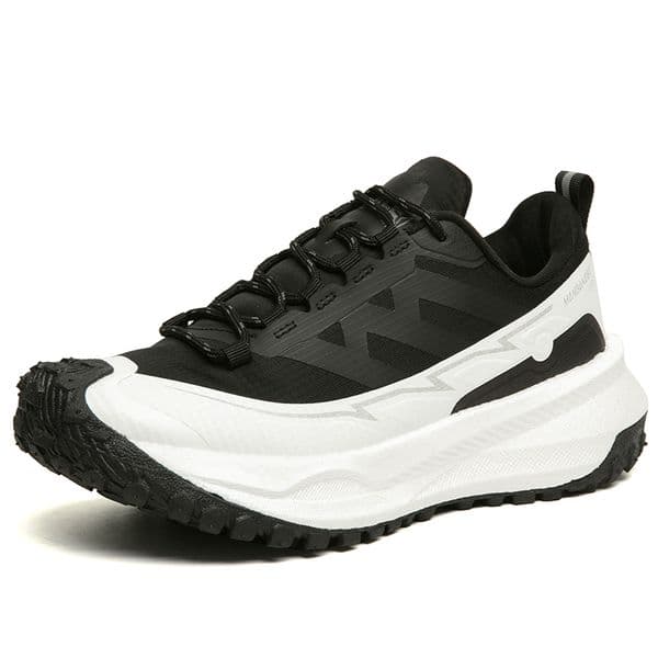 2025 New Mens Womens Running Mesh Breathable and Lightweight Sports Shoes for Couples with Shock Absorbing