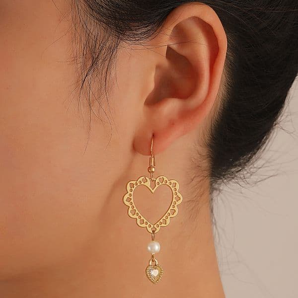 INS Simple Hollow French Light Alloy Pearl Heart Drop Earrings