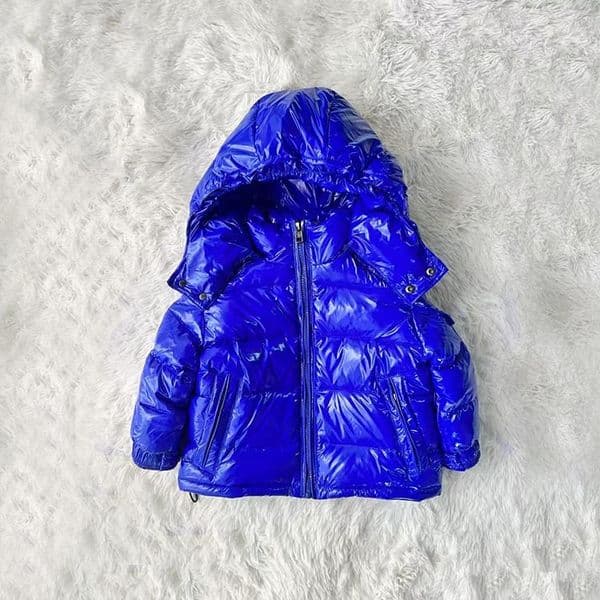 Luxury Kids Coats Boys Down Coat Girls Designer Winter Clothers Baby clothing Hooded Fasion Jacket Thick Warm Outwear Glossy Red Blue Black Size 90160 V38 C251021