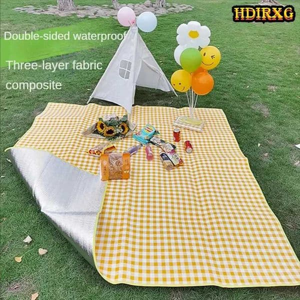 2026 New Picnic Hiking Outdoor Portable Beach Blanket Folding Thick outdoor Waterproof Lawn Cloth Camping Equipment Mat