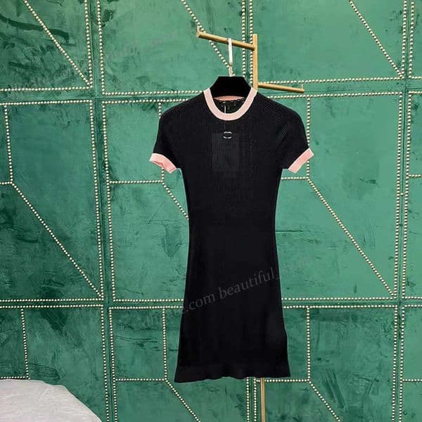 Luxury dresses for woman Designer Summer New Pullover Round Neck Elastic Slim Fit Waist Show Slim Style Dress Short Dress womens designer clothing