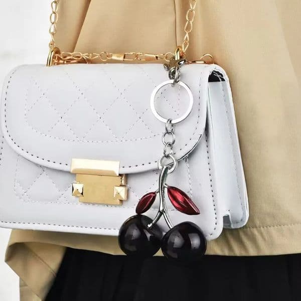 Design Keychain Co ch Cherry Bag Charm Decoration Accessory Lanyard Pink Green High Quality Bracelet dhgate