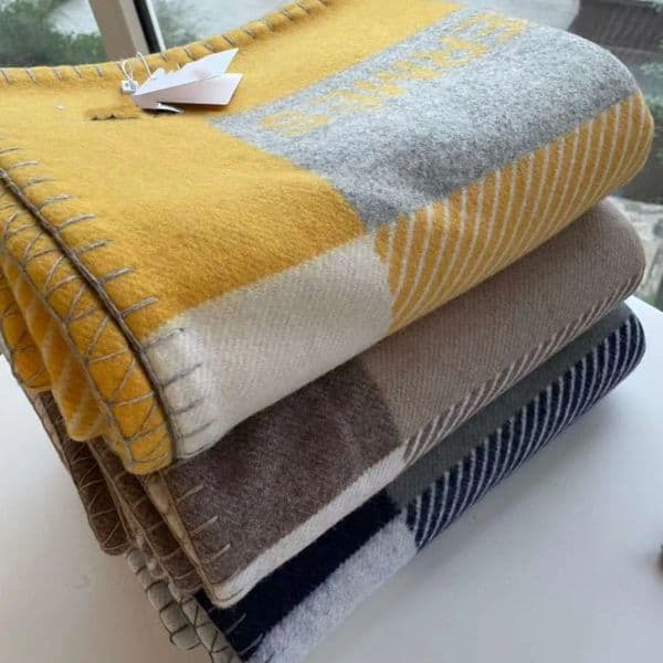 2025 NEW Thick Home Sofa Good Quailty 3 Colors Blanket CUSHION TOP Selling Big Size Wool lot colors Please leave Message To Me