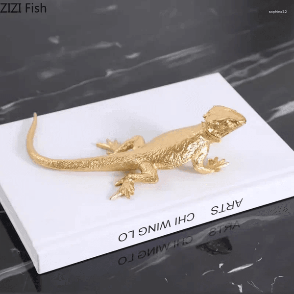 Decorative Figurines Golden Lizard Sculpture Ornaments Desk Decoration Modern Crafts Gold-plated Metal Statue Room Aesthetics Decor Artwork