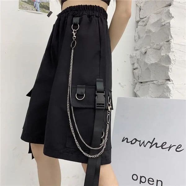 Streetwear Womens Summer Shorts Casual Ribbons Black Cargo Shorts For Girls Knee Length Pants with chain 250317