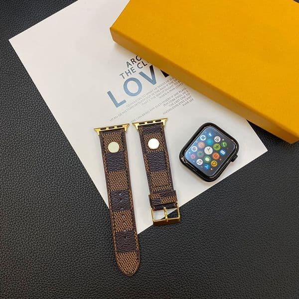 2026 New Apple Watch Fashion Designer Watch Straps 38 40 41 42 44 45 Mm For Smart Watches Series 1 2 3 4 5 6 High outdoor Quality Emed Leather Pattern Bands Del