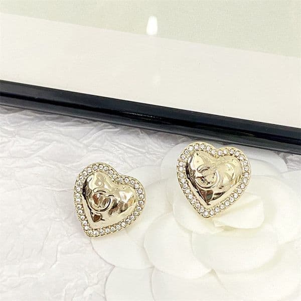 Earrings Designer Stud C Diamond Pearl Earing Luxury Charm Women Ccity Heart hoop Earring jewelry Womam Wedding Gifts ghj342