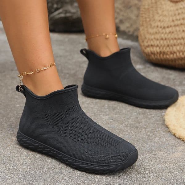 Womens Four Seasons Solid Color PVC Water Shoes Fashion Casual Flat Low Rain Boots Daily Outside To Wear Rain Shoes 250317