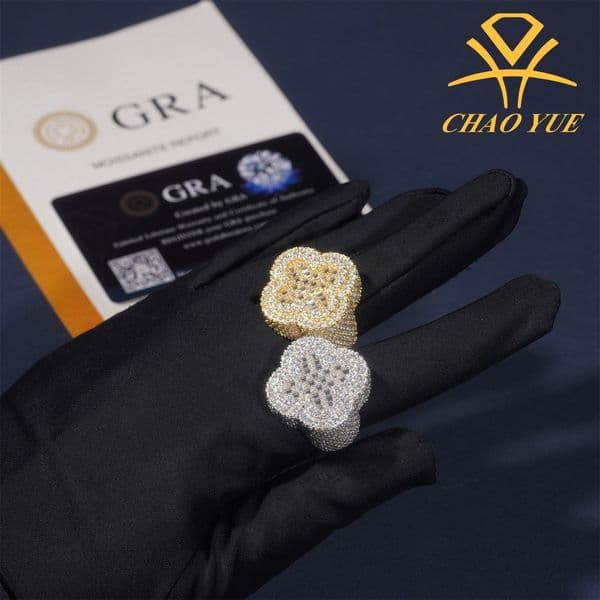 Newly launched 925 silver moissanite ring four leaf clover hip-hop trendy mens and womens fashion ring design