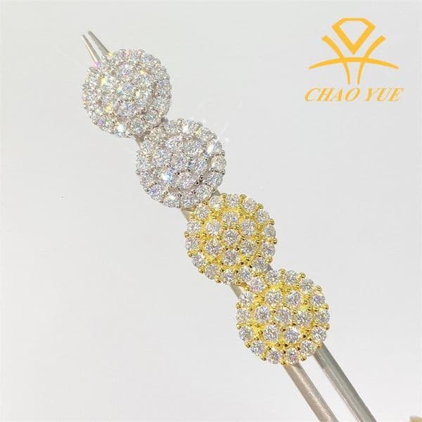 New Earrings 925 Silver V vs Moissanite Fashion Round Hip Hop High End Earrings for Men and Women
