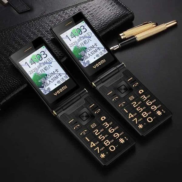 Yeemi M3-1 2G feature phone 2.8-inch large button flip phone dual SIM 1800mAh FM radio phone suitable for elderly Russian keyboard M250327