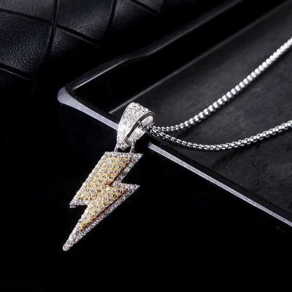 European and American fashion two-color lightning necklace fashionable mens hip-hop personality pendant hip-hop full matching gift Y250329