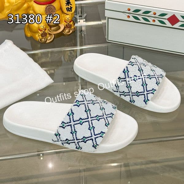Summer Slipper Couple Beach Sandal Woman Fashion Sandals Designer Shoes Size EU35-46