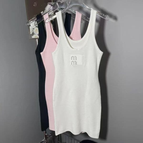 Casual Dresses Designer Dress Sleeveless Vest Shirts Tops Short Tank Top Classic Flat Skirts Slim Summer For Woman