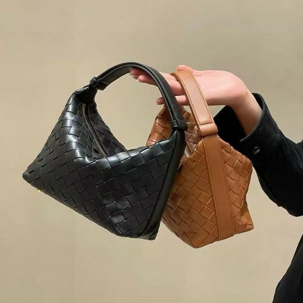 10A Shoulder Parachute Wallace Mini Designer knot Genuine Leather Crossbody Handbag Woven Women Hobe Travel Vocation Bag moon bag
