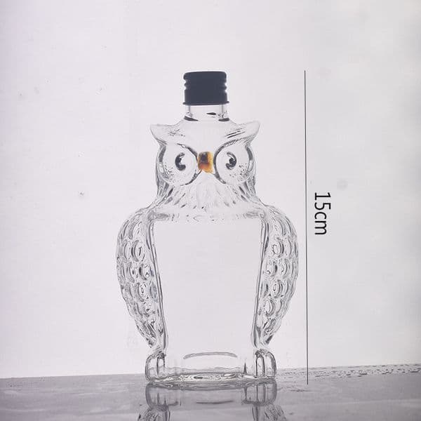 No tariff ---Wholesale Brand mini Owl Shaped Red Wine Whiskey Decanter Glass Bottle with Intricate Animal Design Elegant Holiday Gift Home Bar Dining Table Decor