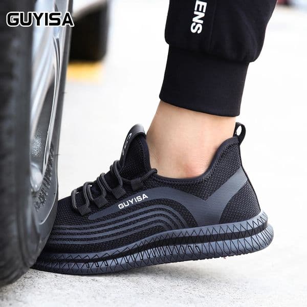 Anti impact and anti puncture safety shoes are lightweight comfortable wear-resistant breathable and breathable work protecti 250515