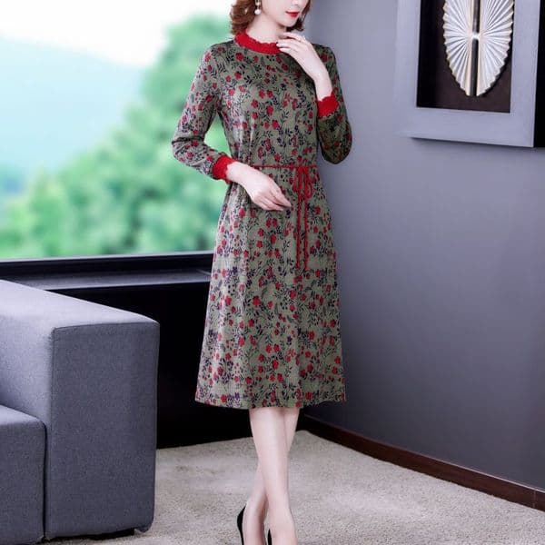 Large size women's clothing 2025 stylish noble lady mink velvet dress autumn and winter slim medium long skirt D02372
