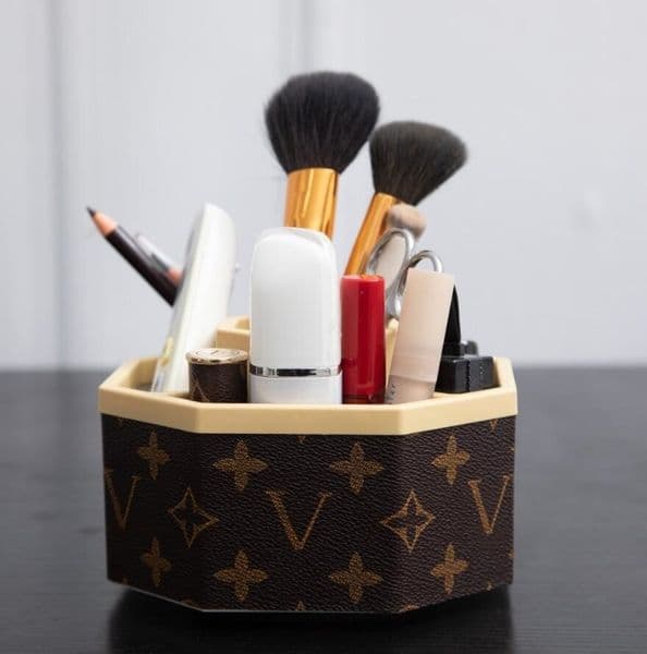 High Quality New Fashion Multi Functional Rotating Designer Old Floral Letter Pattern Home Items Cosmetics Desktop Storage Box Luxury Pen Holder 12545