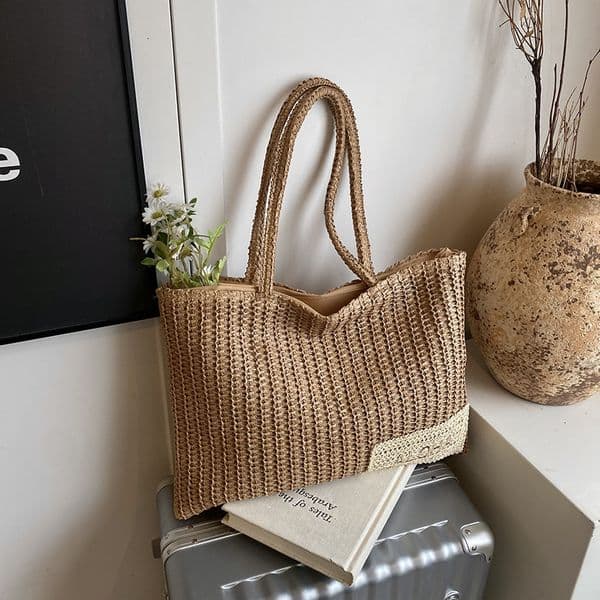 Free Shipping Designer Bag Women's Small Fresh Woven Handbag New Beach Vacation Shoulder Bag Artistic Style Commuting Tote Bag Crossbody Bag