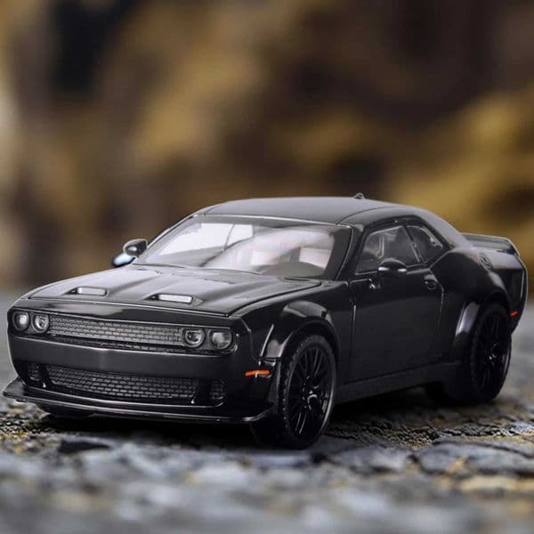1/32 Hellcat Redeye Alloy Diecast Muscle Car Model Sound Light Childrens Toy Collectibles Birthday Gifts Original Box Present R251209