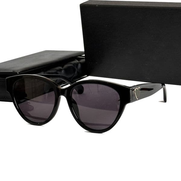luxury cat eye design designer sunglasses for women womens 5477 cool fashion ladies sunglasses with pearl flower love heart frame retro eyewear with oringin case