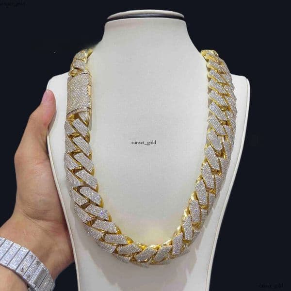 Custom 550 grams Sier Cuban Link Chain Big Rappers Hip Hop Style with Moissanite Dias Yellow Gold Material for Gift c4