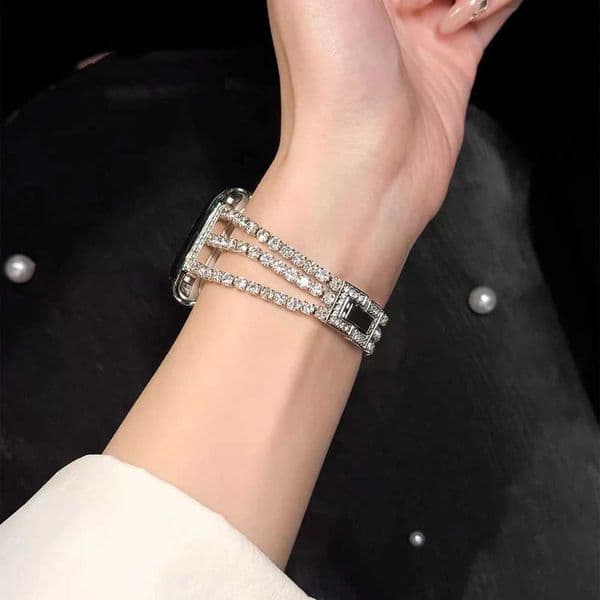 Slim Women for Apple Watch 10 9 Band 42mm 46mm 41mm 45mm 40mm 44mm Lady Diamond Watchband iWatch Series 8 7 6 Se Bracelet Belt Z251203