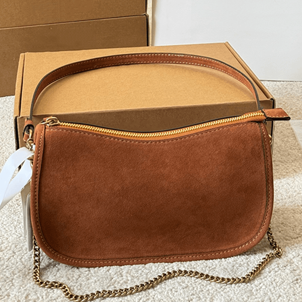 Retro underarm bag classic letter monogram bag fashionable commuter bag luxury designer bag women's shoulder bag high-end handbag practical crossbody bag