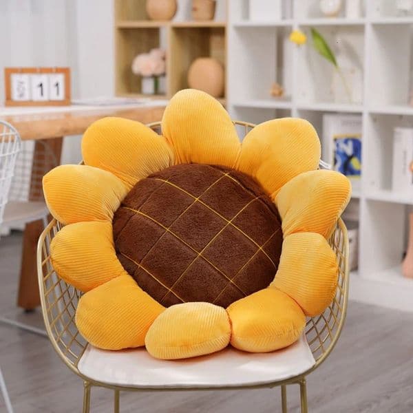 Sunflower Throw PillowFlower Shaped Pillows Floor Pillow Seating CushionSeating CushionCute Room Decor Plush for Bed 251203