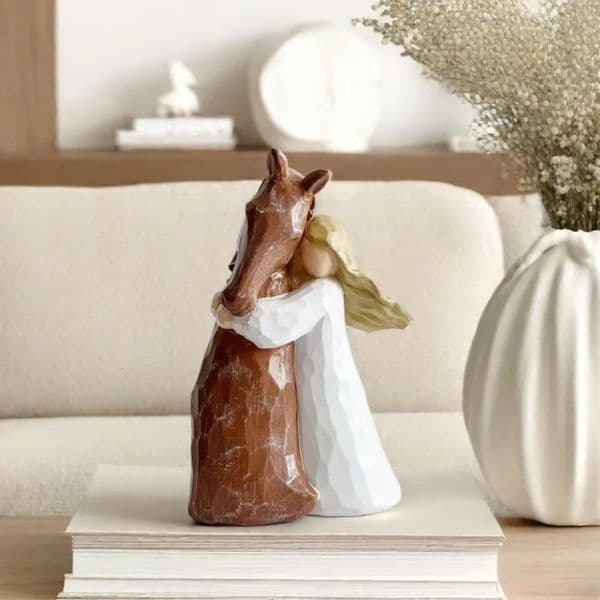 Resin Ornament Girl Holding Horse Statue Angel Home Decor Desktop Decoration Handmade Craft Gift for Collectors Figurine R251205