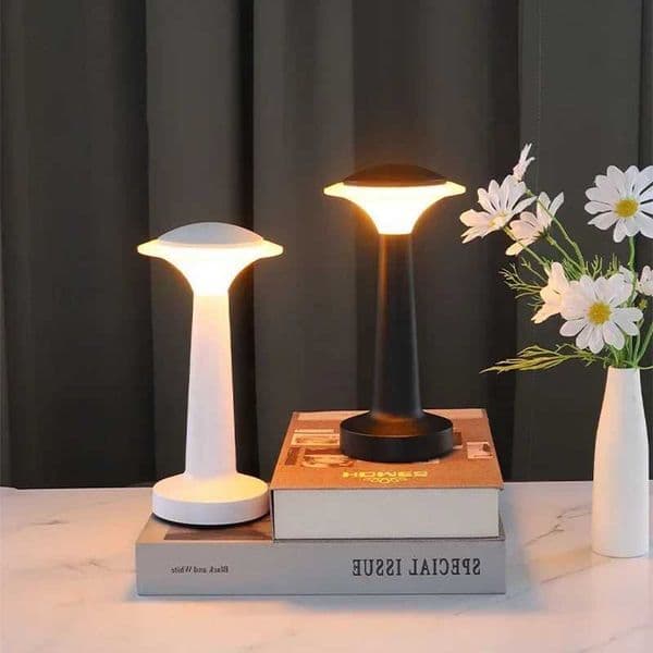 Table Lamp LED Touch Sensor Desktop Night Light Rechargeable Wireless Reading Lamp for Restaurant Hotel Bar Bedroom Decor Light Z251205
