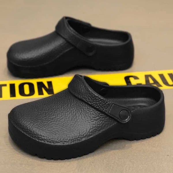 Litfun Summer Clogs Slippers For Men New Waterproof Oil-proof Kitchen Chef Shoes Outdoor Antiskid Garden Shoes EVA Beach Sandals W251205