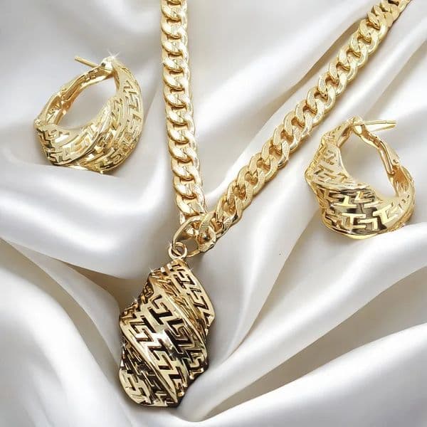 Golden Necklace Jewelry Set for Women Special Hollow Pendant Earrings Wedding Anniversary Gifts Jewellry Accessories 251201