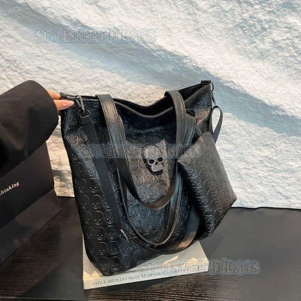 High-capacity Fashion Streetwear Tote Bags Vintage Women All Match Ins Rivets Underarm Bag Punk Y2k Aesthetic Shoulder Handbags H251206