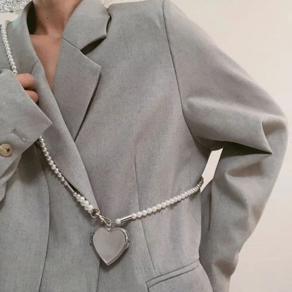Fashion Long Necklace With Big Mirror Heart Pendant Women Statement Pearl Shoulder Chain Personality Jewelry Wholesale 251204