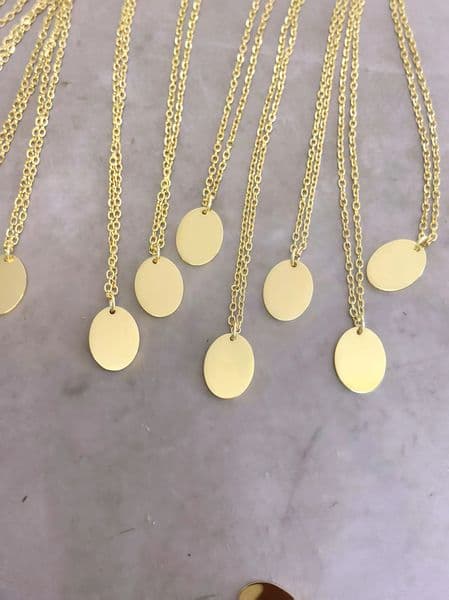 Womens Geometric Oval Pendant Necklace Fashion Mirror Polished Stainless Steel Modern European Style Personalized Jewelry 251203