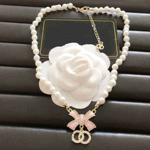Designer Necklace 18K Gold Plated Chain Bow Pendant Necklaces Luxury Brand Letter Jewelry Wedding Gift