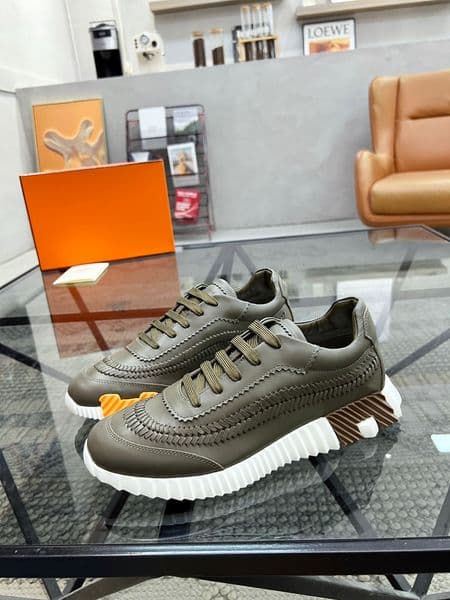Fashion Men Casual Shoes Bouncing Running Sneakers Italy Classic High End Low Tops Calf Leather Crochet Splicing Process Designer Comfortable Sports Shoes EU 38-45