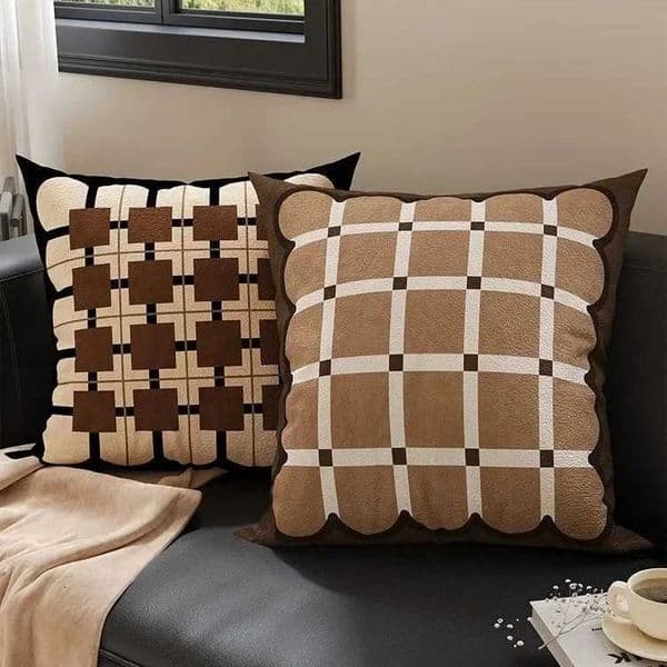 Luxury VintageNordic French Light Luxury Brown Cover Sofa Living Room Cushion Cover Premium Bedside Waist Back case Y251208