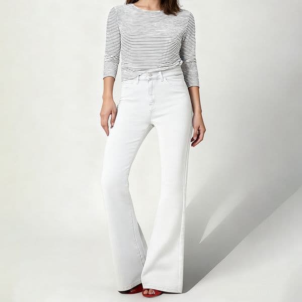 Chic White Fitted Bootcut Leggings For Girls With Elastic Support Band