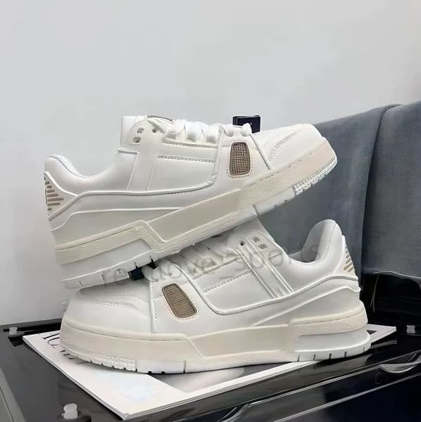 Luxury designer casual shoes Runner Shoe Embossed Trainer Sneaker white pink sky blue black green yellow denim low mens sneakers women trainers EUR 36-45 c31