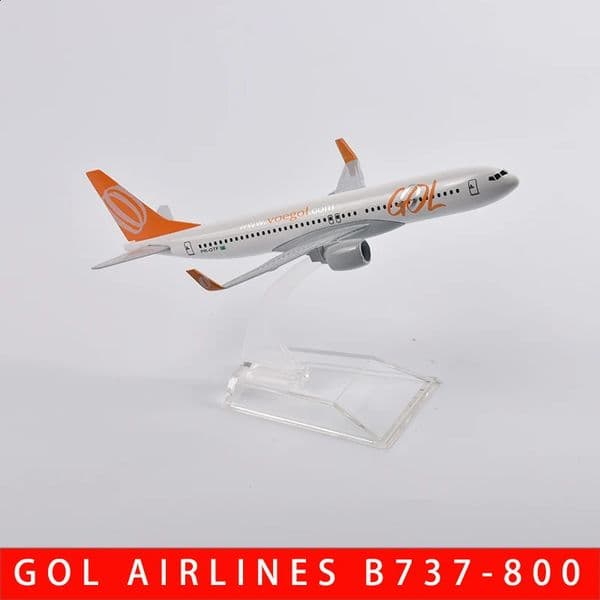 JASON TUTU 16cm Brazil Air GOL Airlines Boeing 737800 Airways Airplane Model Plane Aircraft Diecast Metal 1400 Scale Planes 251209
