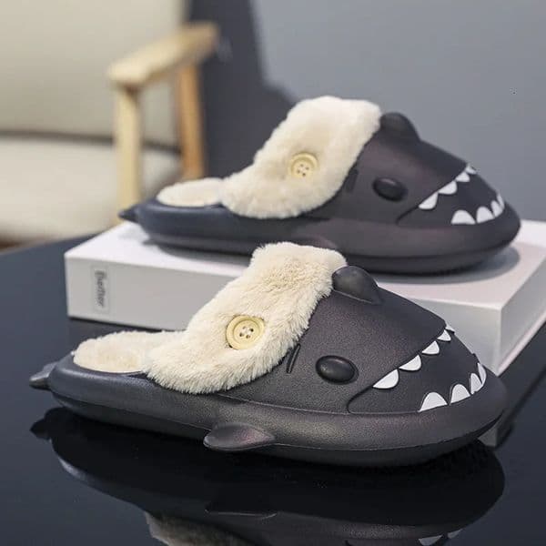 Winter Men Shark Cotton Slippers Adults Home Warm Soft Sandals Women Bedroom Plush Lovely Slides Kids Waterproof EVA Flip Flops 251210