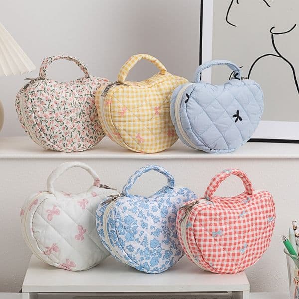 Portable Women's Cosmetic Bag Niche Design Large-capacity Floral Storage Portable Quilted Wash Cosmetics Storage Bag