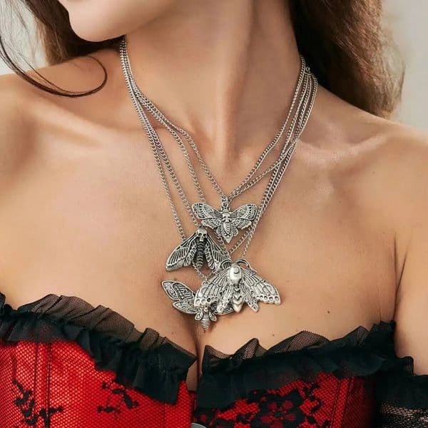 PuRui 4 Pcs/Set Gothic Skull Butterfly Pendant Necklace for Women Men Trendy Punk Silver Color Insect Necklace Halloween Jewelry 251210
