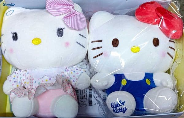 Sanrio Hot 23cm Hello Kitty Anime Stuffed Toys Plushier Soft Pillow Birthday Gifts For Girls Kawaii Hello Kitty Plush Dolls H251215