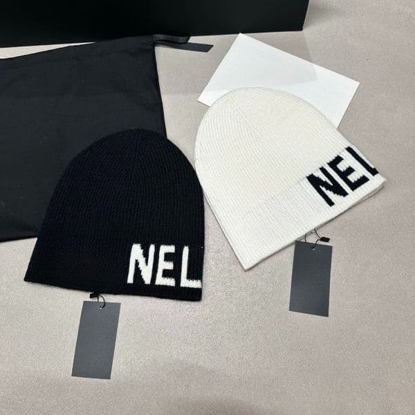 Womens Mens Beanies Designer Winter Autumn Wool Knitted Hat Luxury Warm Hats Letters Cashmere Fashion Beanie Hats High Quality Couple Style
