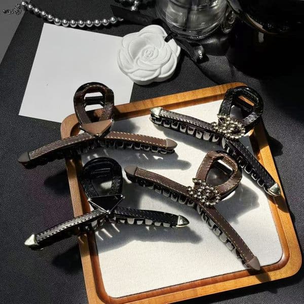 Vintage Leather Hairpins Elastic Diamond Clips - Barrettes Clamps for Women Hair Accessories S260326 S260326