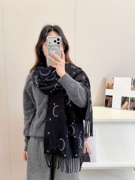 Warm and durable scarf Women's and men's cashmere scarf Winter long scarf Fashion scarf Suitable for both men and women